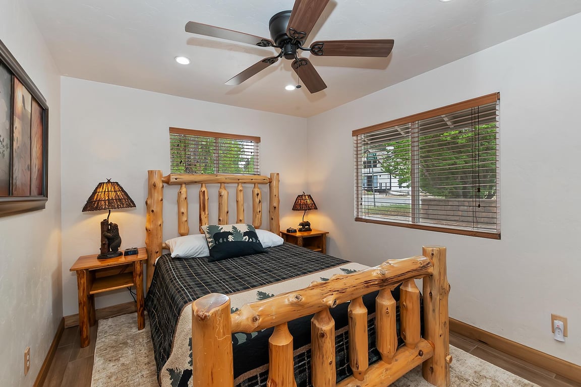 Cabin Image 19