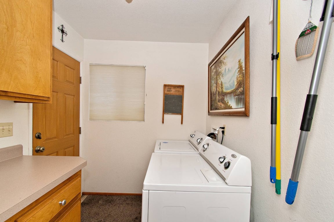 Cabin Image 28