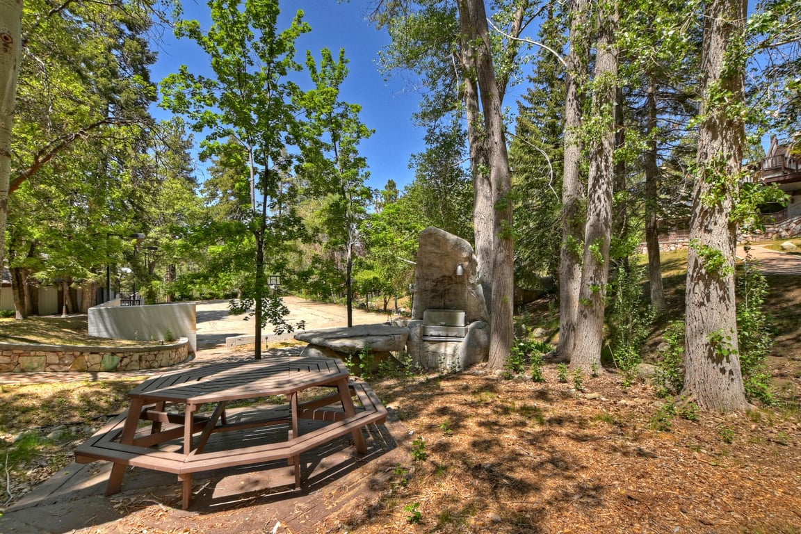 Cabin Image 98