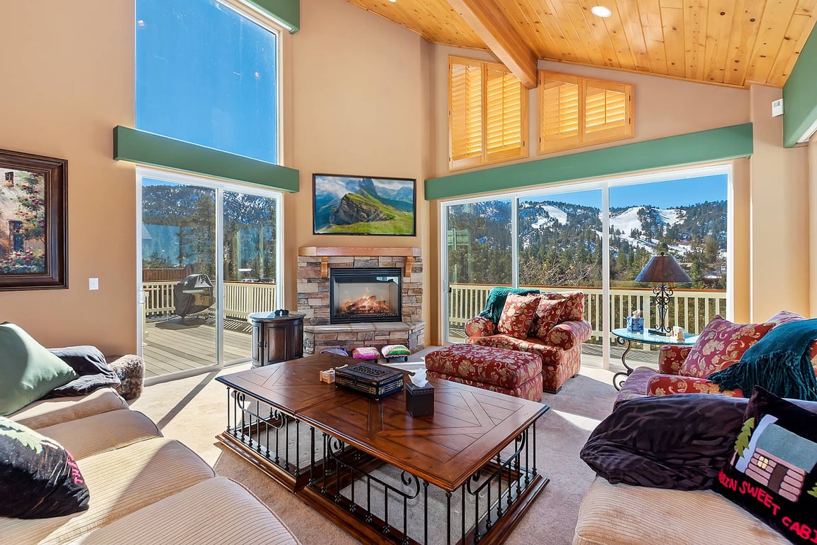 Moonlight Mountain Retreat