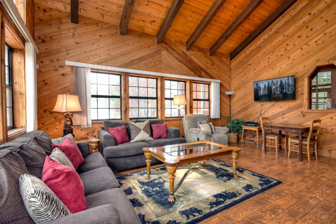 Cabin Image 6