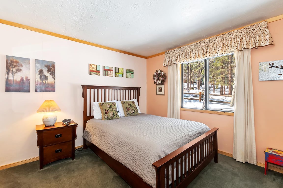 Cabin Image 15
