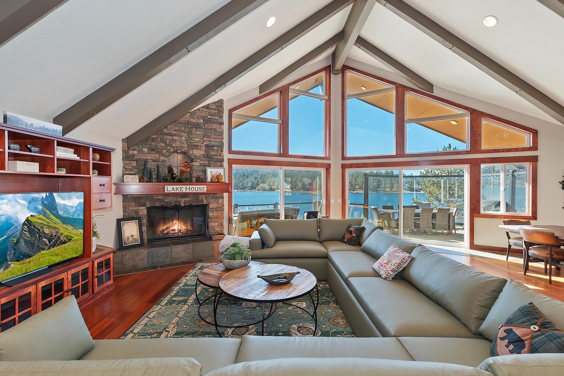 Cabin Image 8