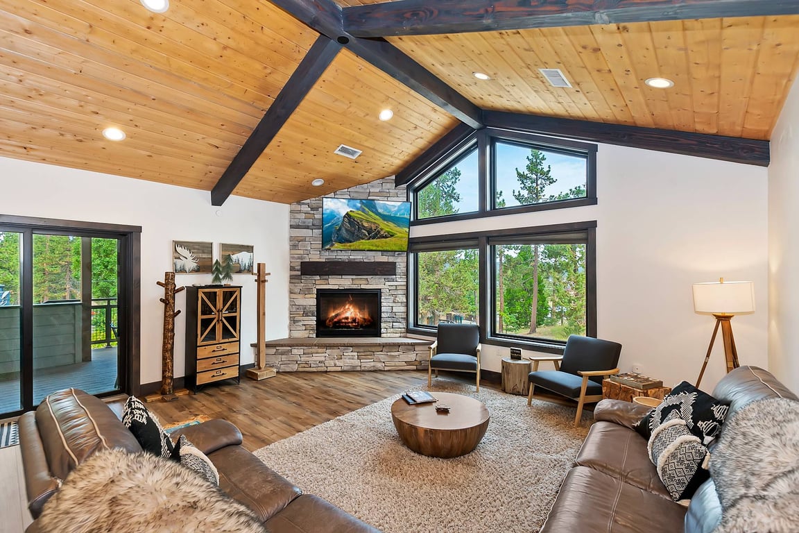 Cabin Image 10
