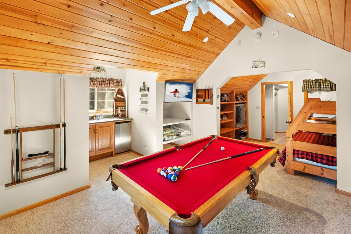 Cabin Image 51