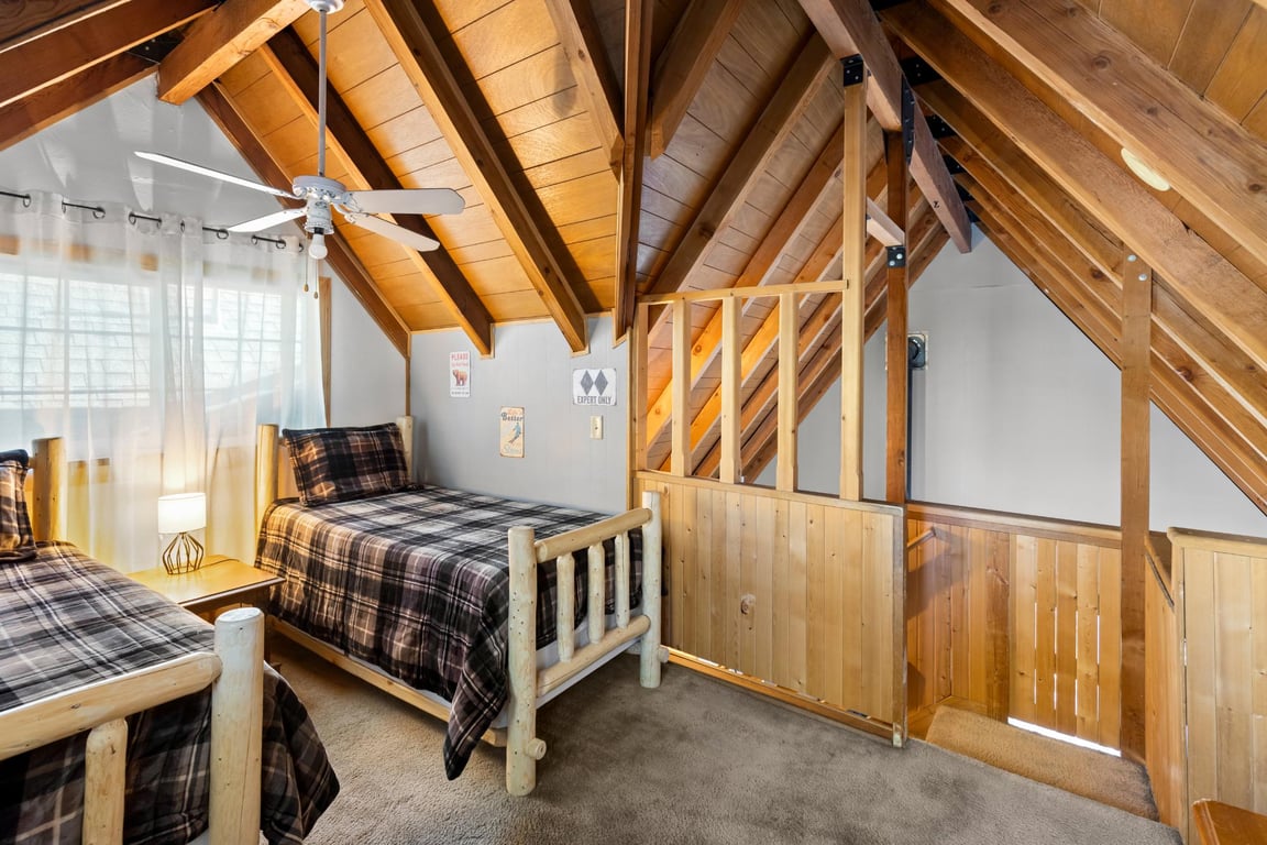 Cabin Image 46