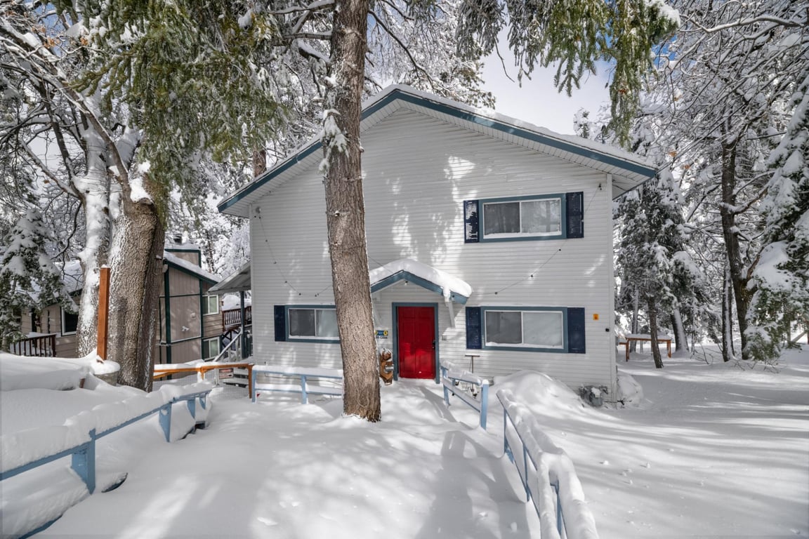 Cabin Image 36