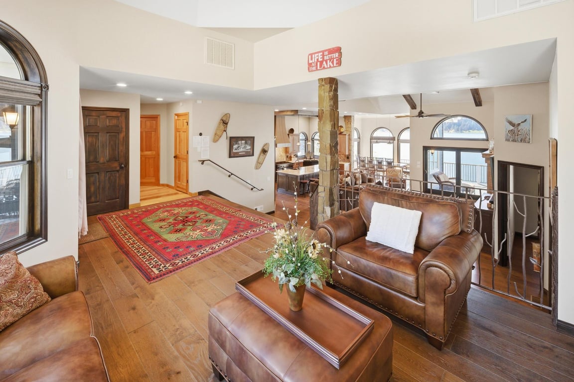Cabin Image 7