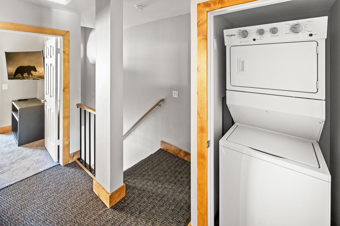 Cabin Image 40