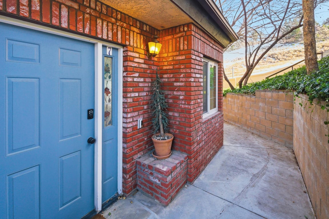 Cabin Image 8