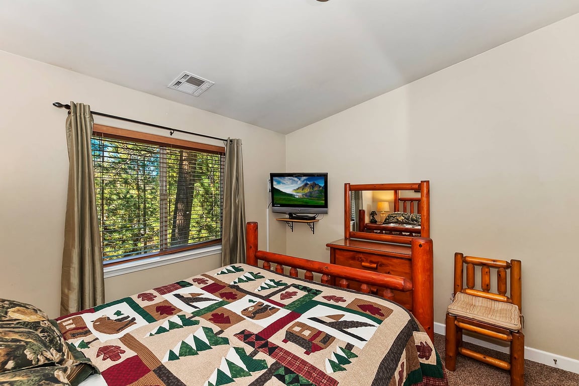 Cabin Image 23