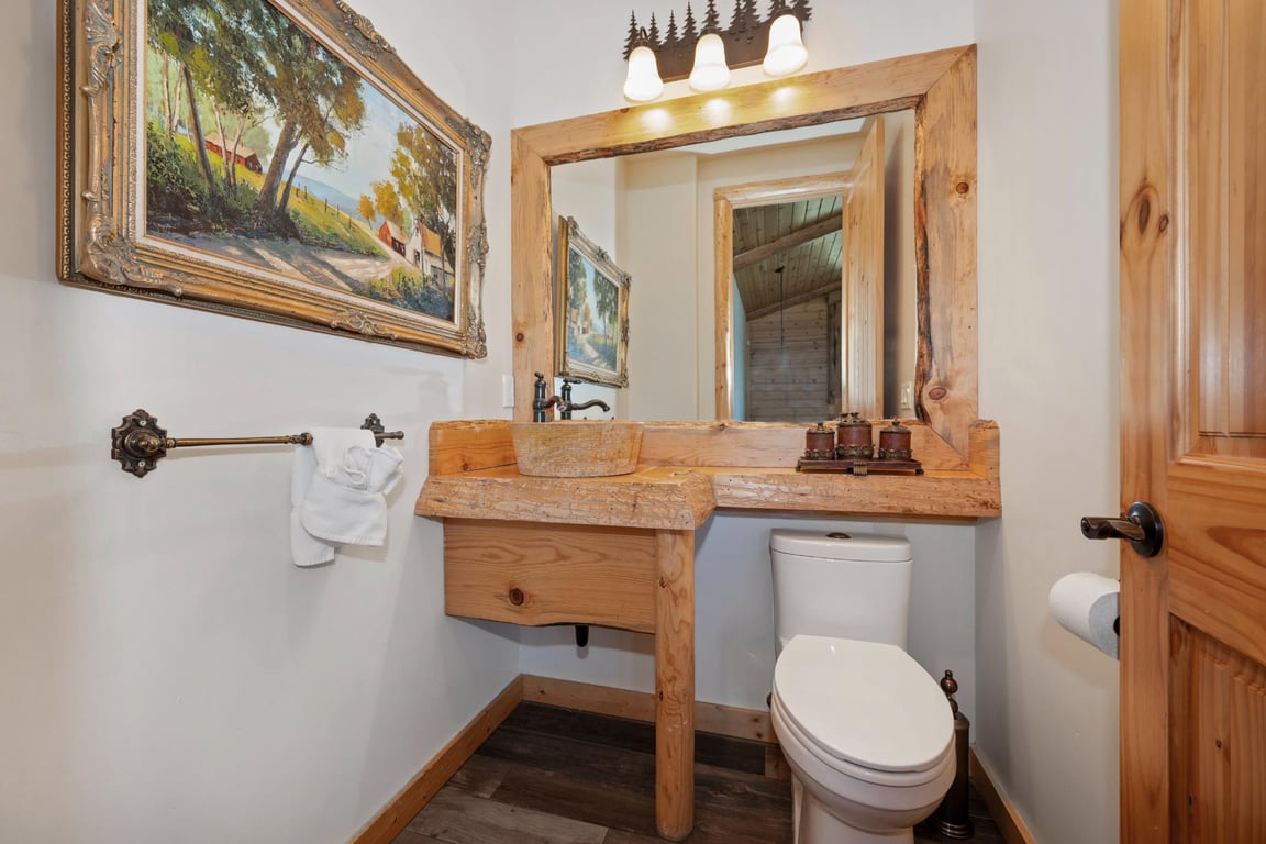 Cabin Image 16