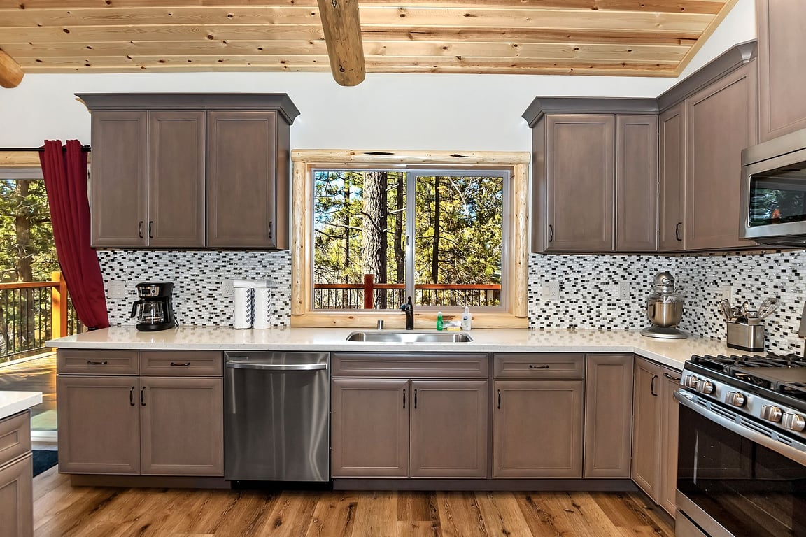 Cabin Image 12