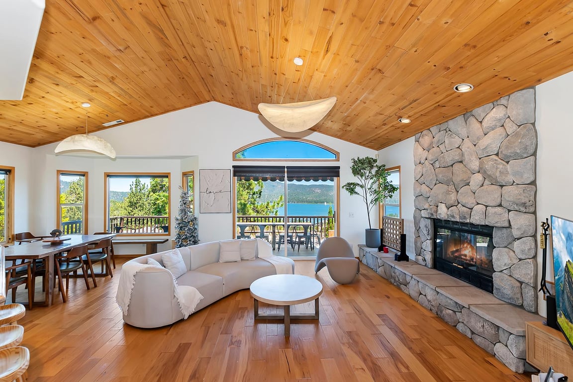 Cabin Image 6