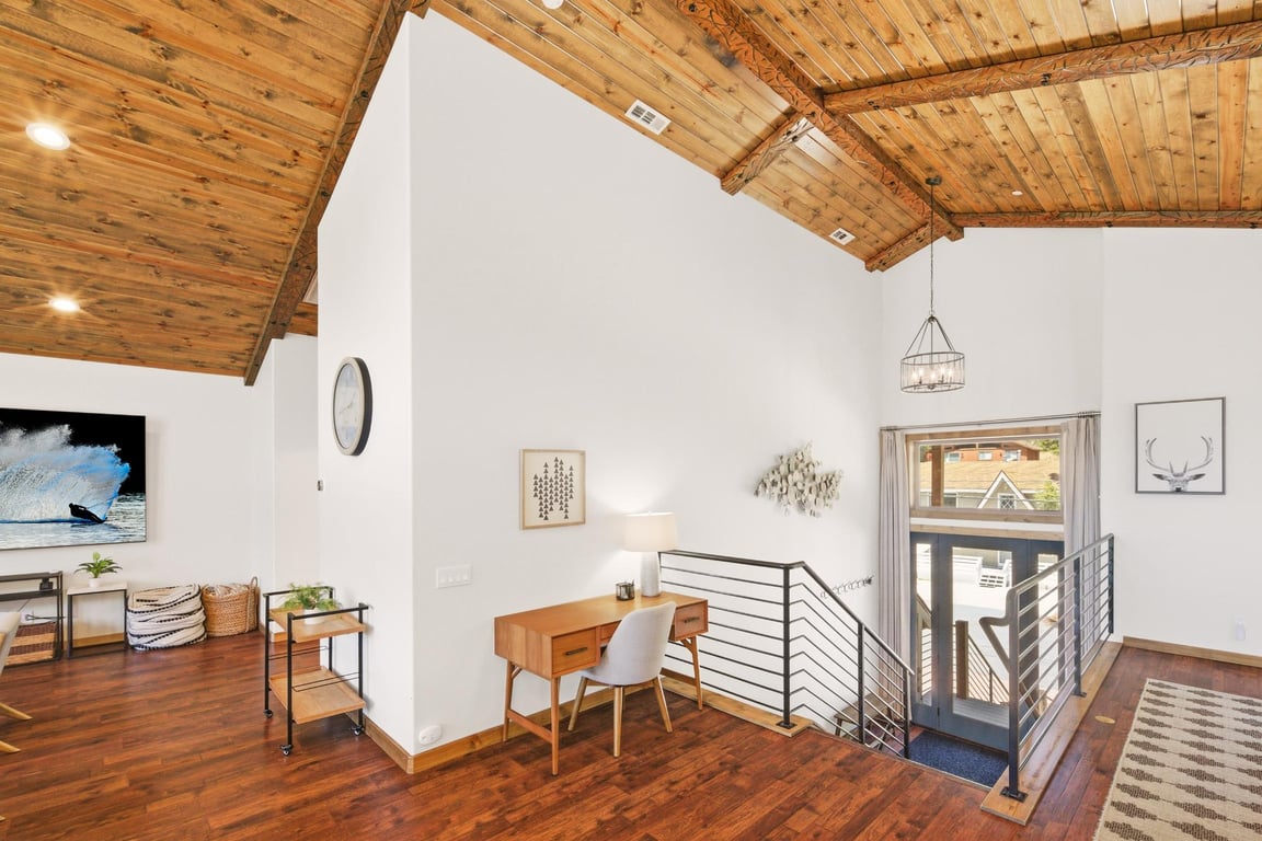 Cabin Image 7