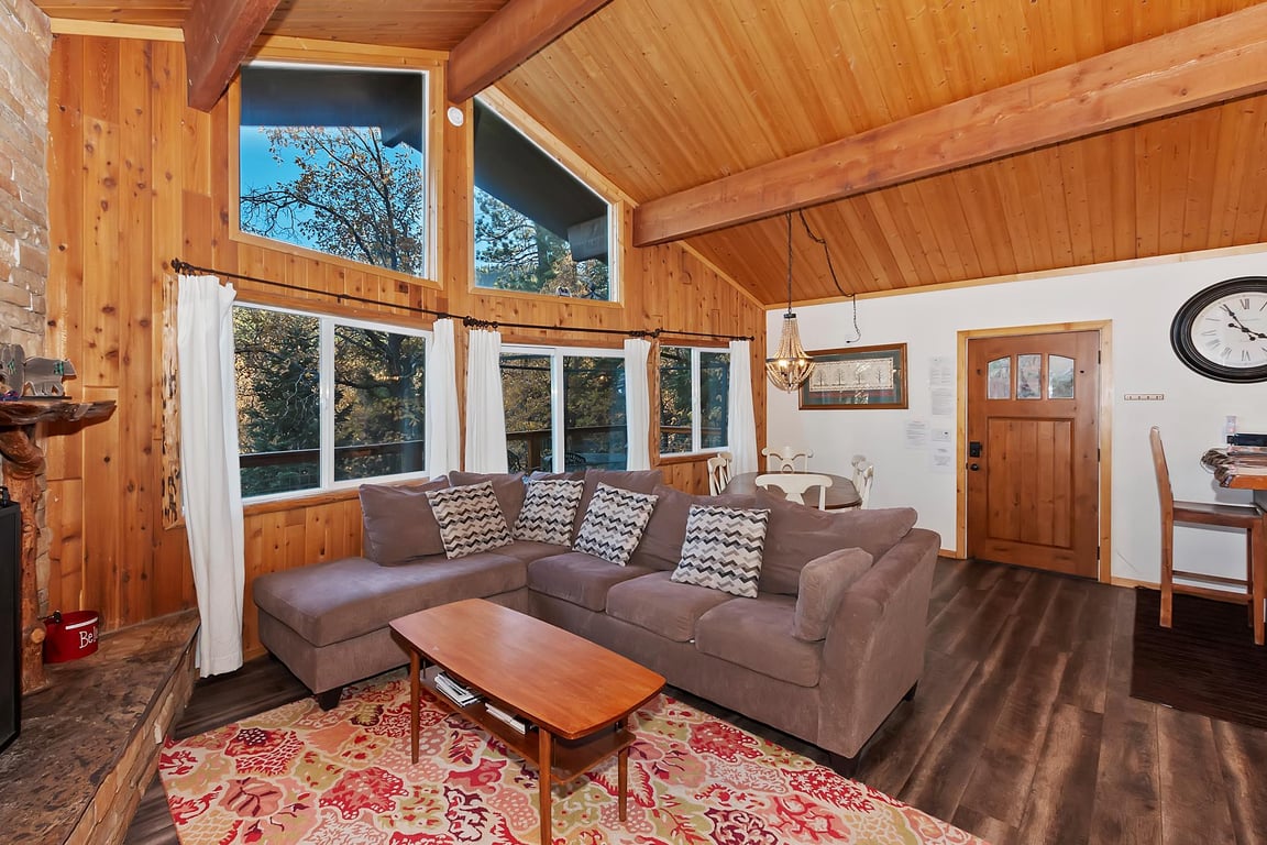 Cabin Image 6