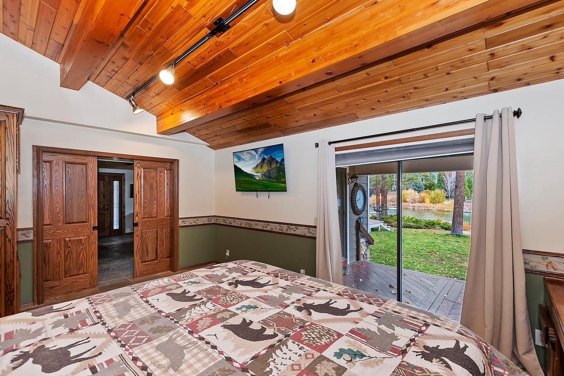 Cabin Image 35