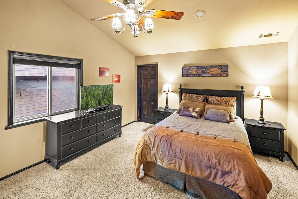 Cabin Image 58