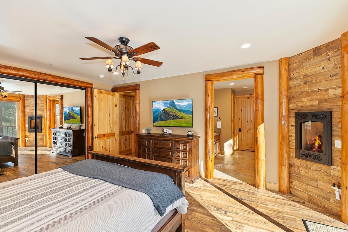 Cabin Image 21