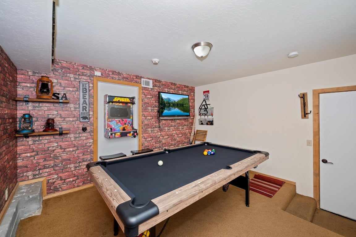 Cabin Image 37