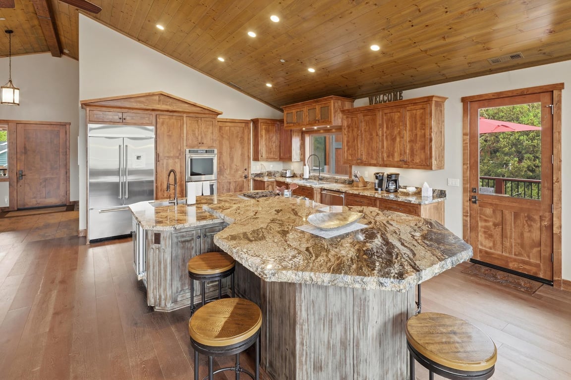 Big Bear Cabin - GrayWolfLodge - 0003
