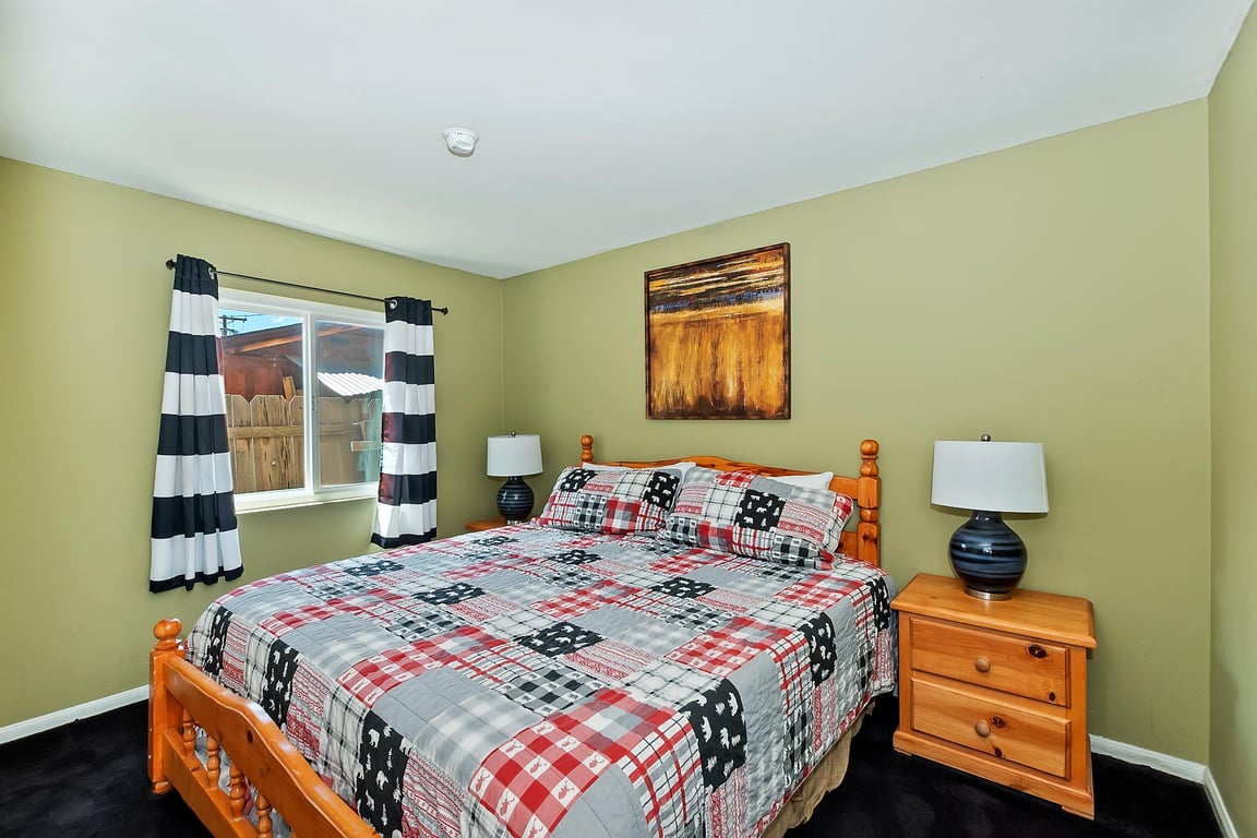 Cabin Image 10