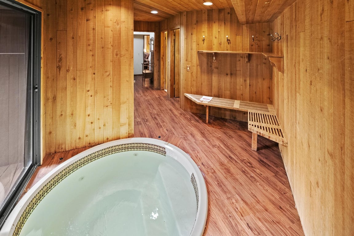Cabin Image 4