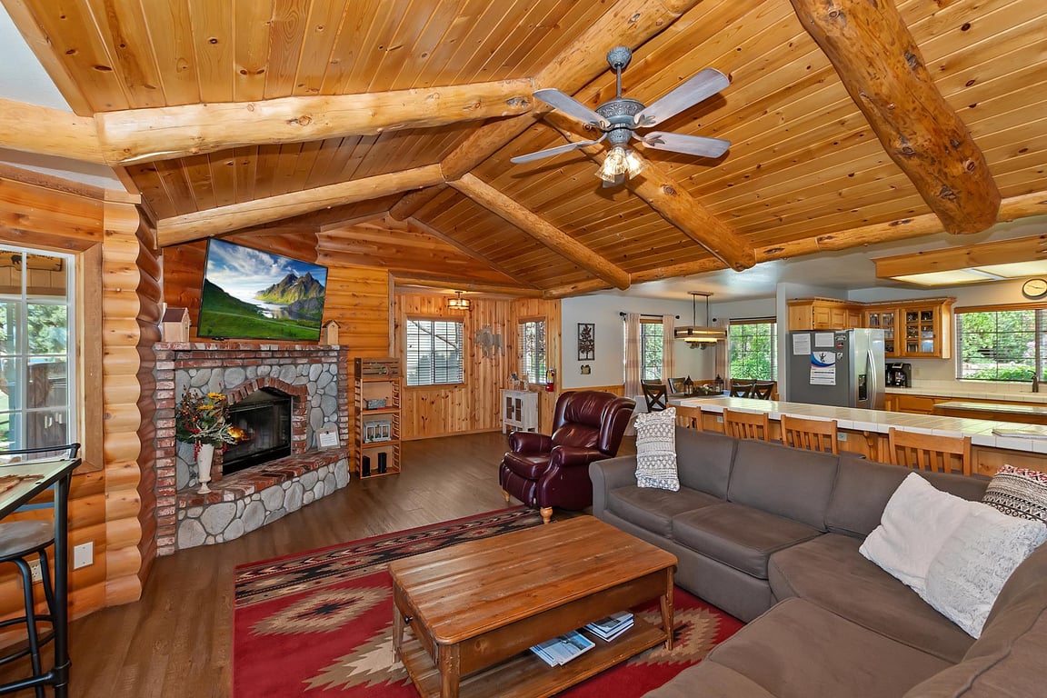 Cabin Image 10