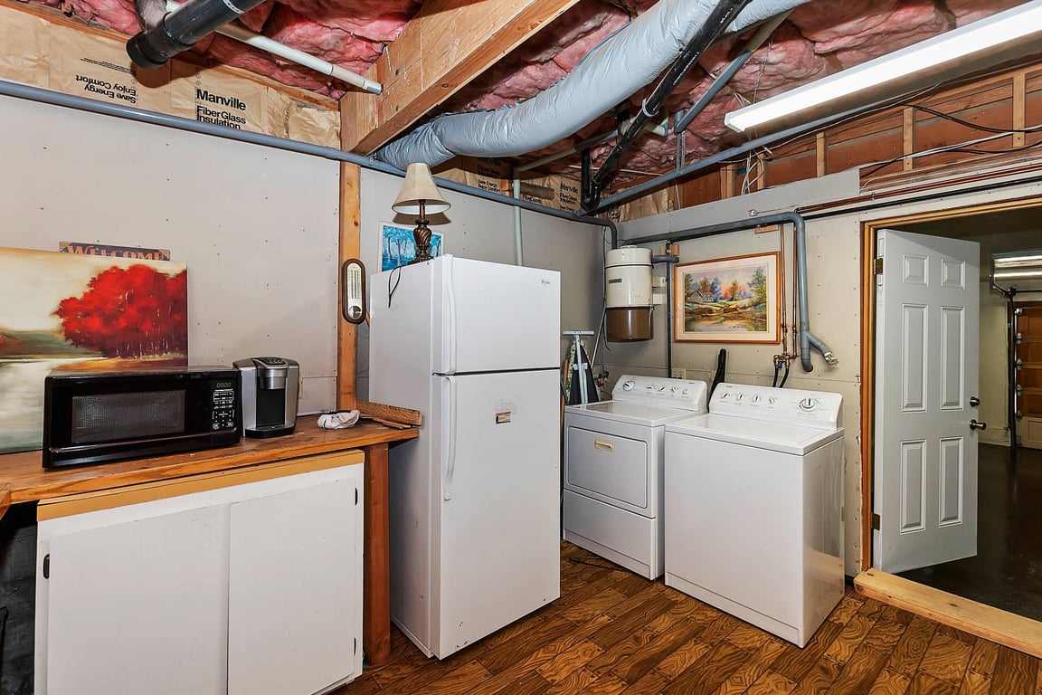Cabin Image 38