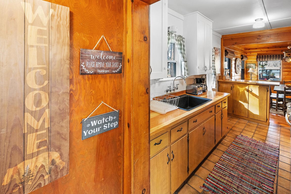 Cabin Image 6