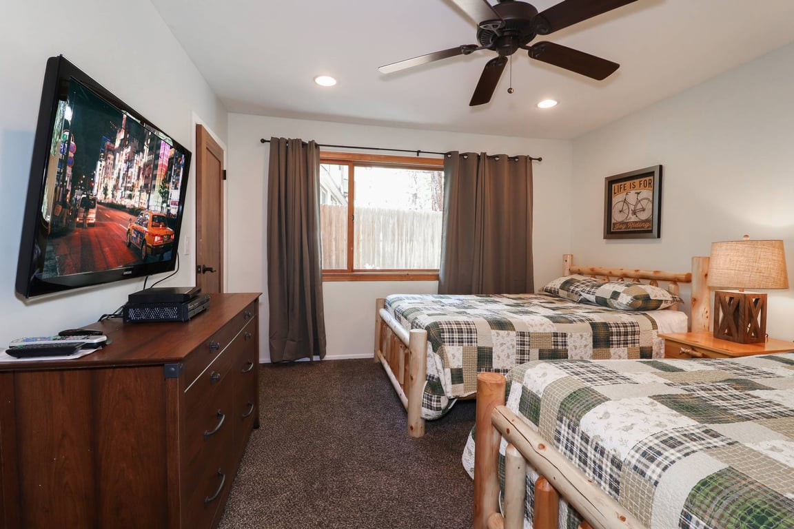 Cabin Image 19