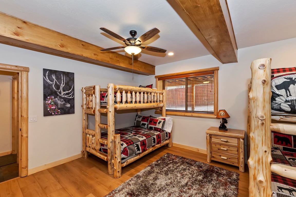 Cabin Image 39