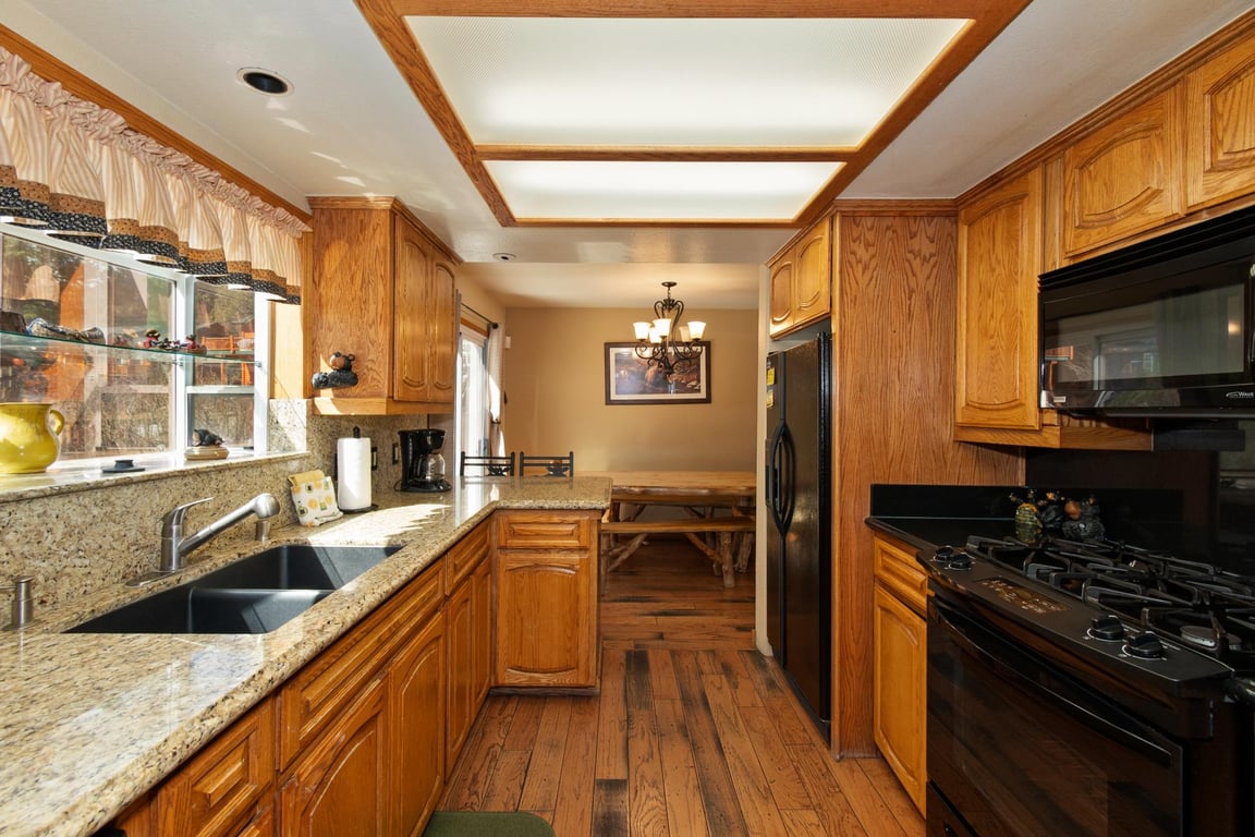 Big Bear Cabin - LaCasaBella - 0002