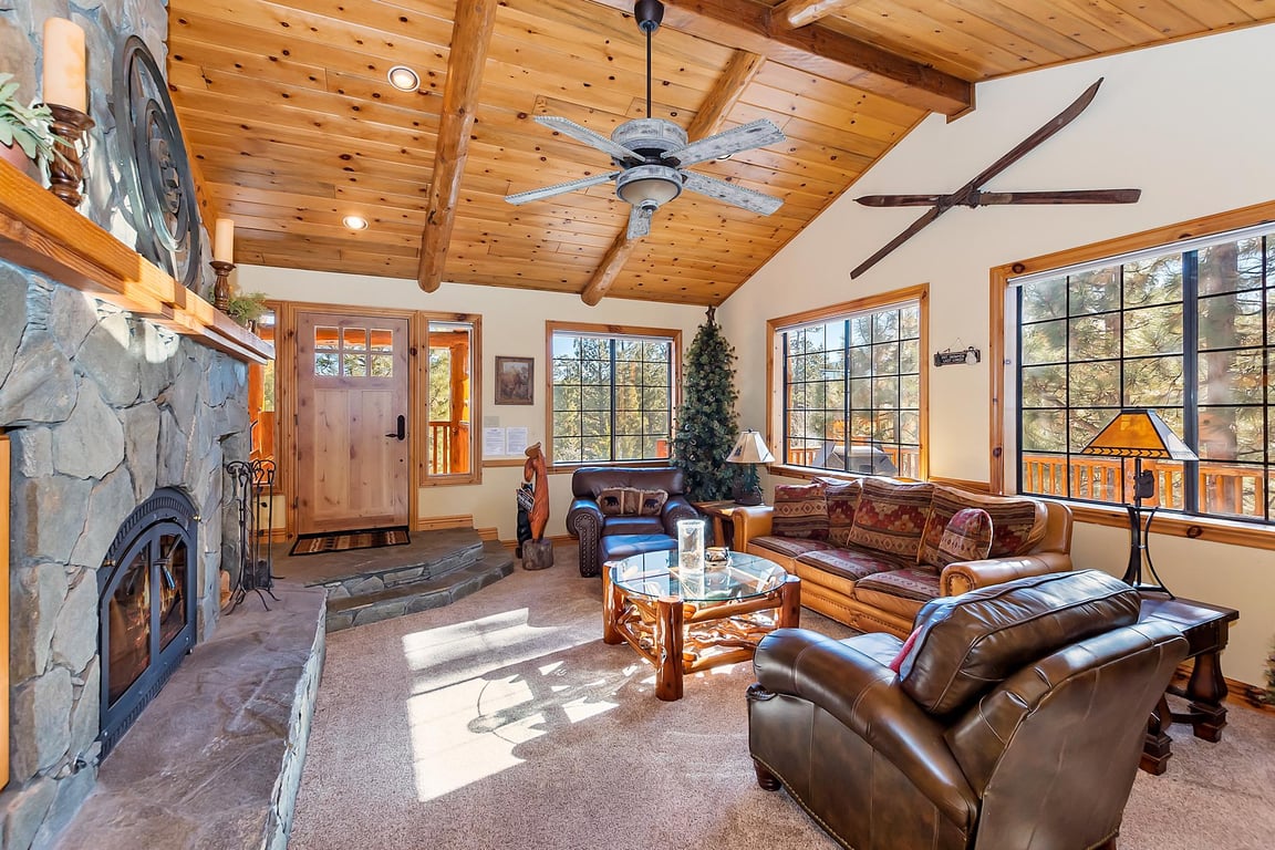 Cabin Image 10
