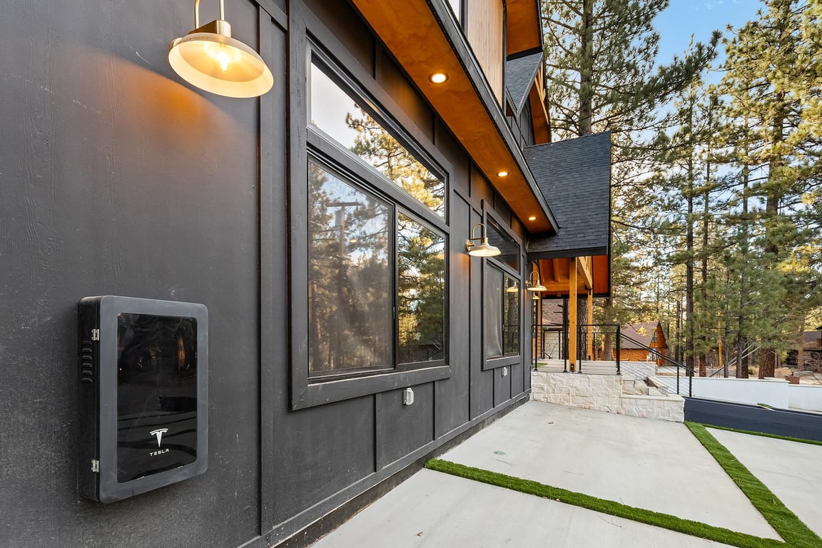 Cabin Image 8