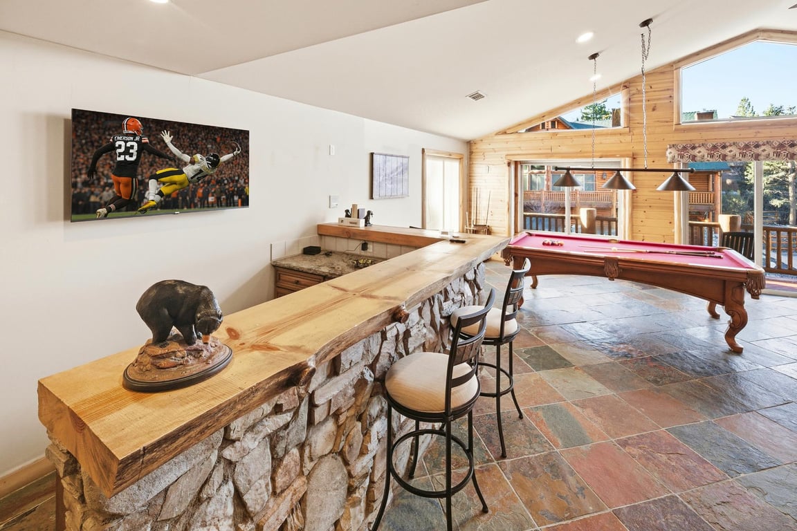 Cabin Image 37