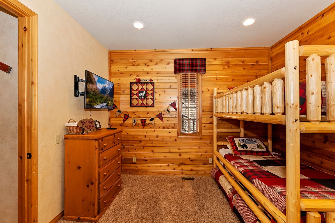 Cabin Image 32