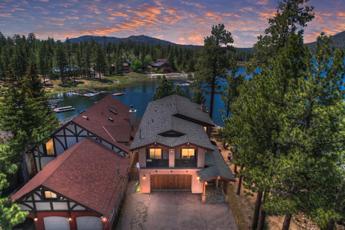 Cabin Image 6
