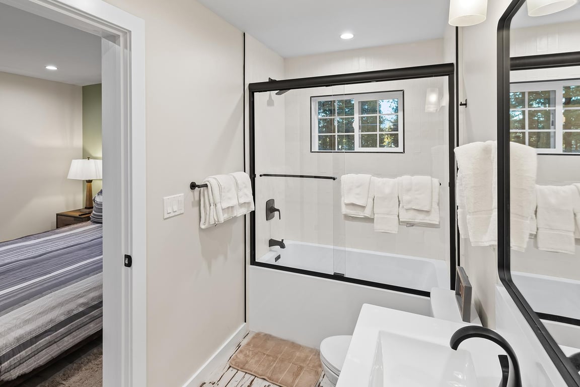 Cabin Image 31
