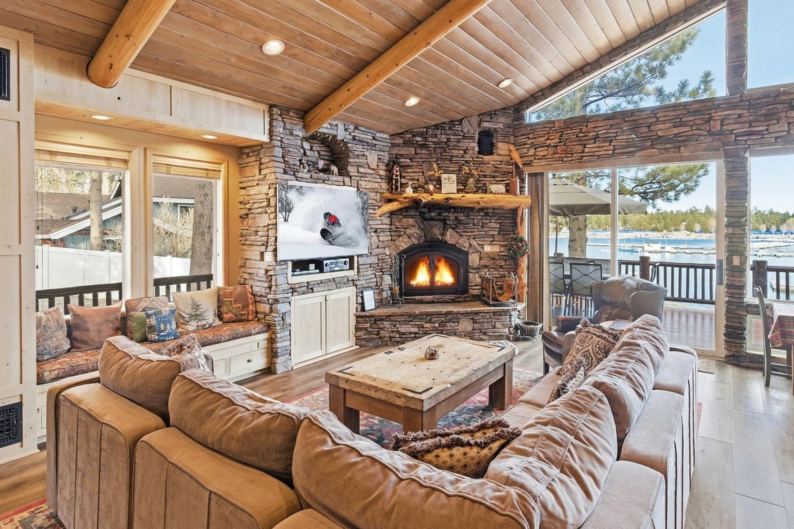 Cabin Image 12