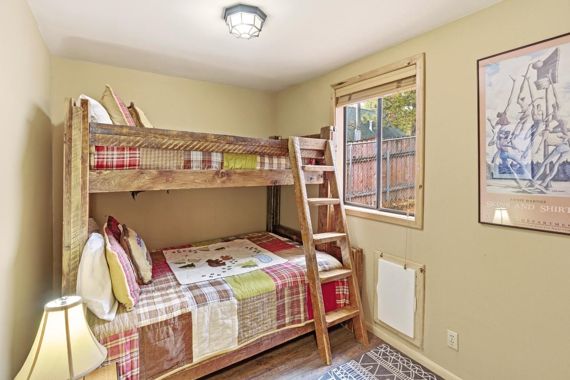 Cabin Image 34