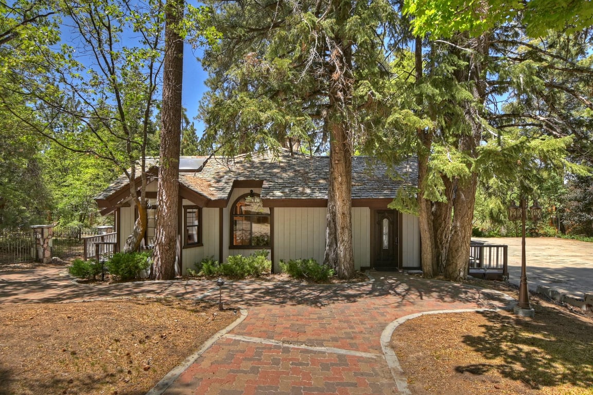 Cabin Image 94