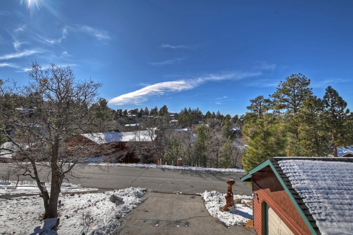 Cabin Image 9