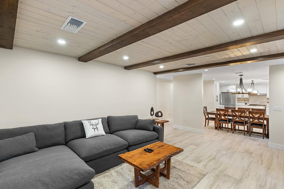 Cabin Image 7