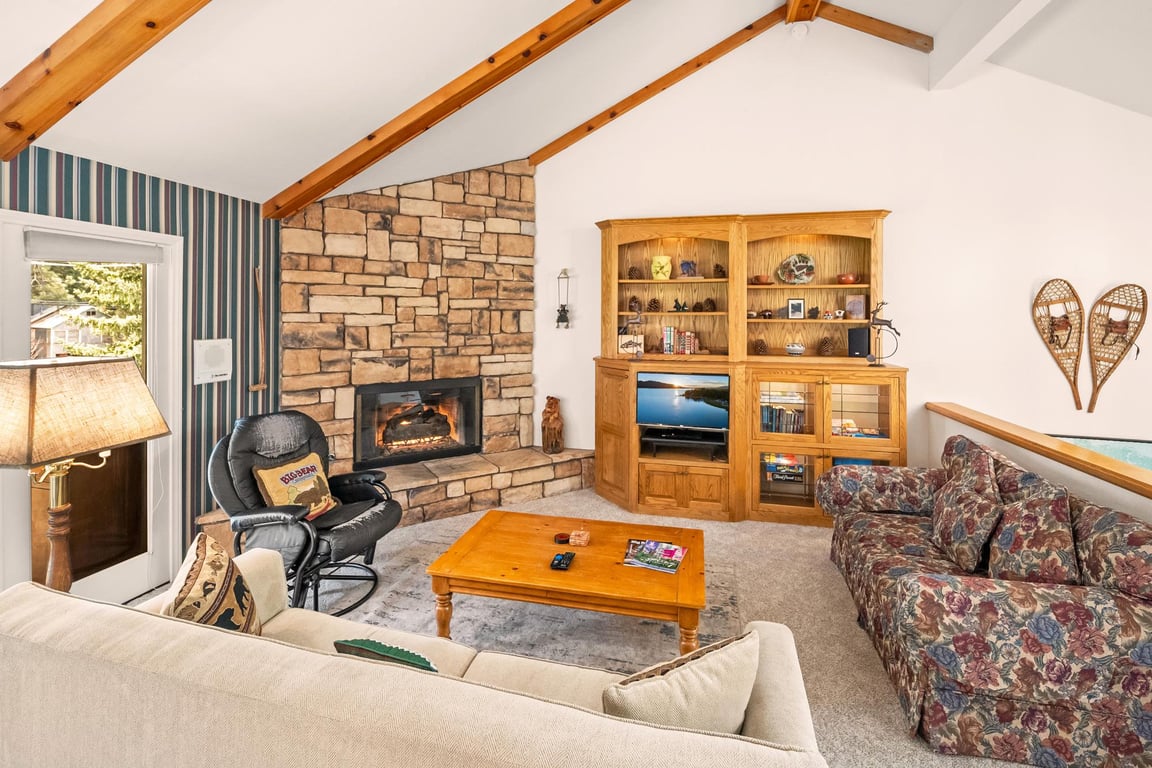Cabin Image 13