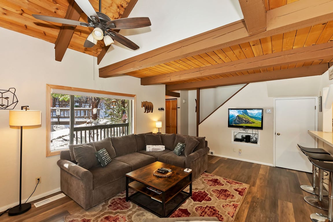 Cabin Image 8