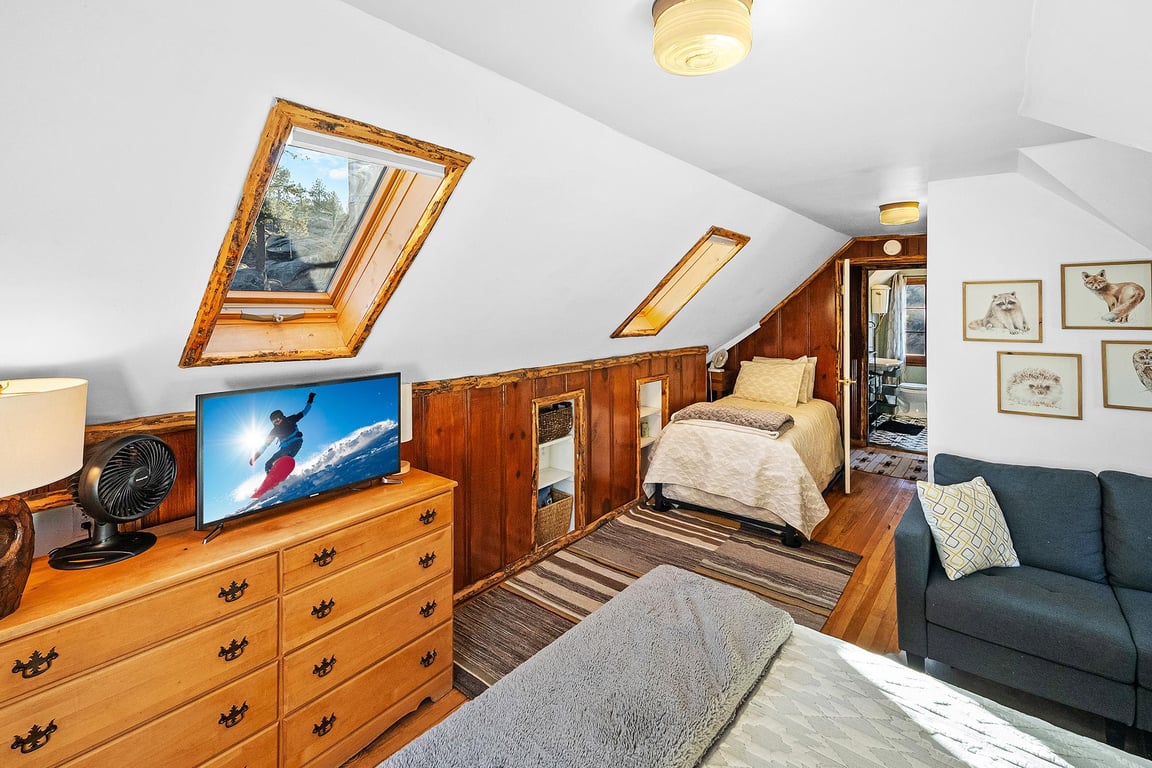 Cabin Image 42