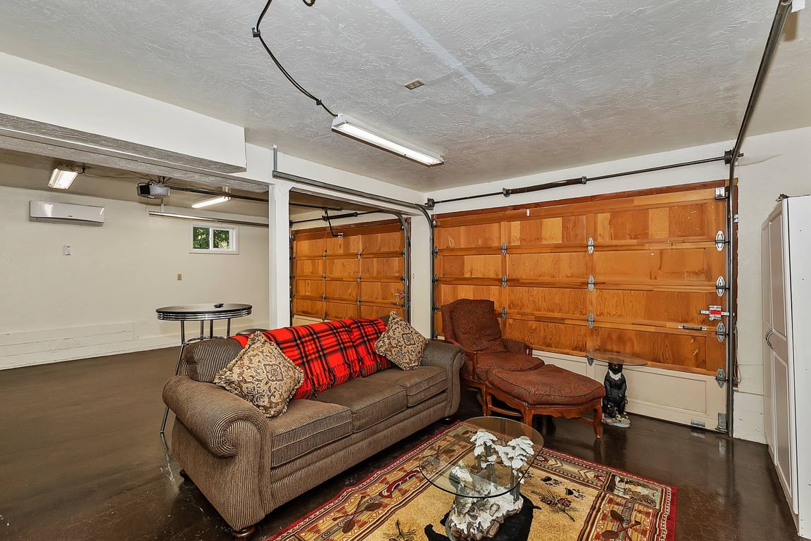 Cabin Image 36
