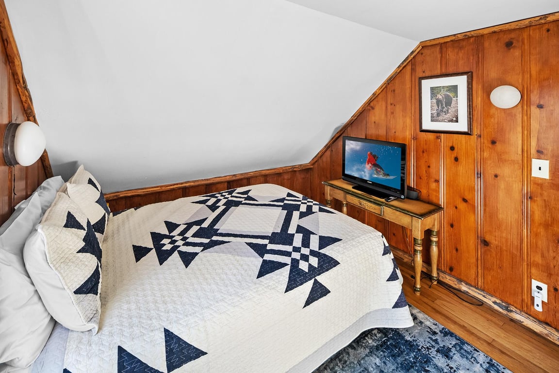 Cabin Image 34