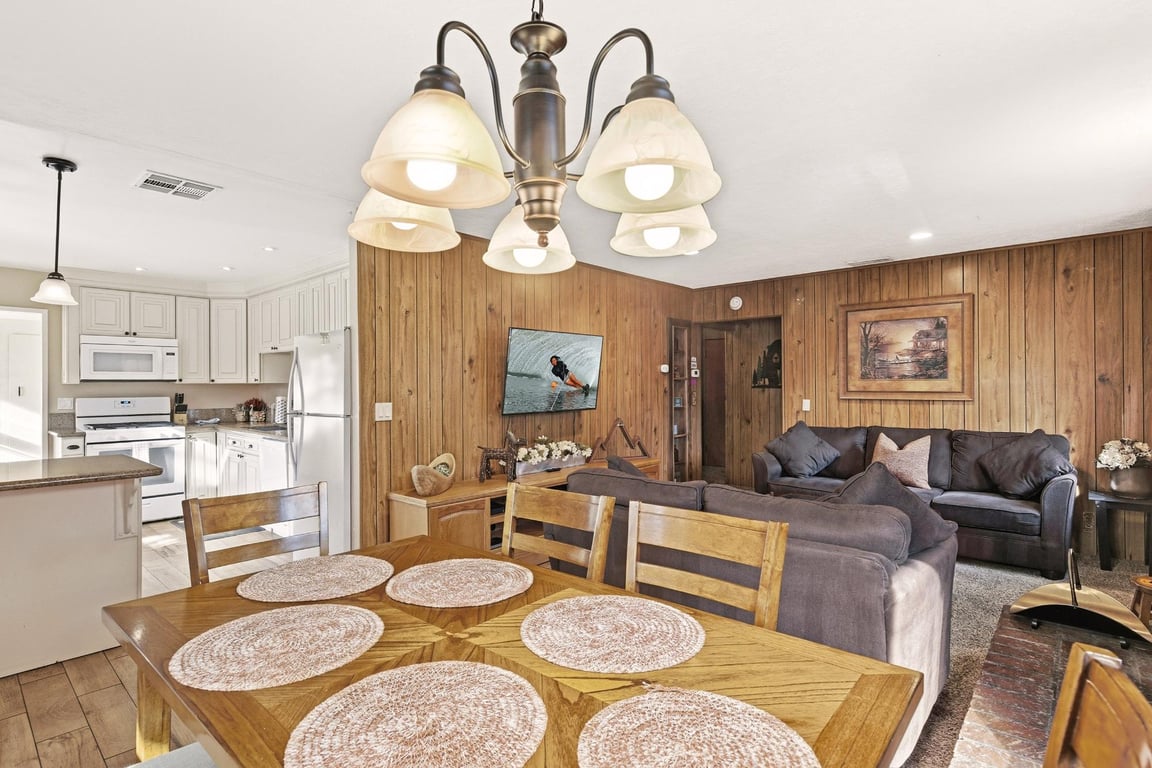 Cabin Image 11